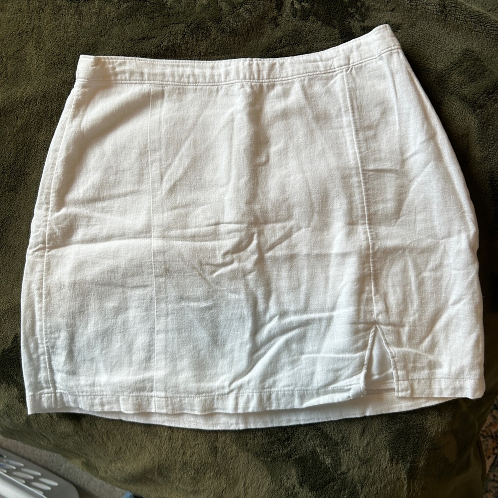 Abercrombie & Fitch High Waisted Cream Linen Skirt